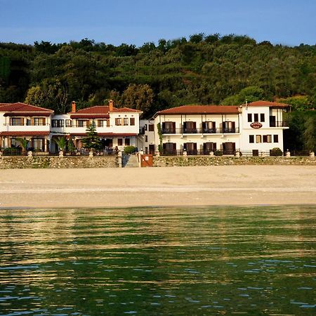Hotel Hagiati Chorefton Bagian luar foto