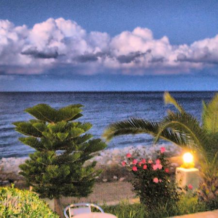Hotel Hagiati Chorefton Bagian luar foto