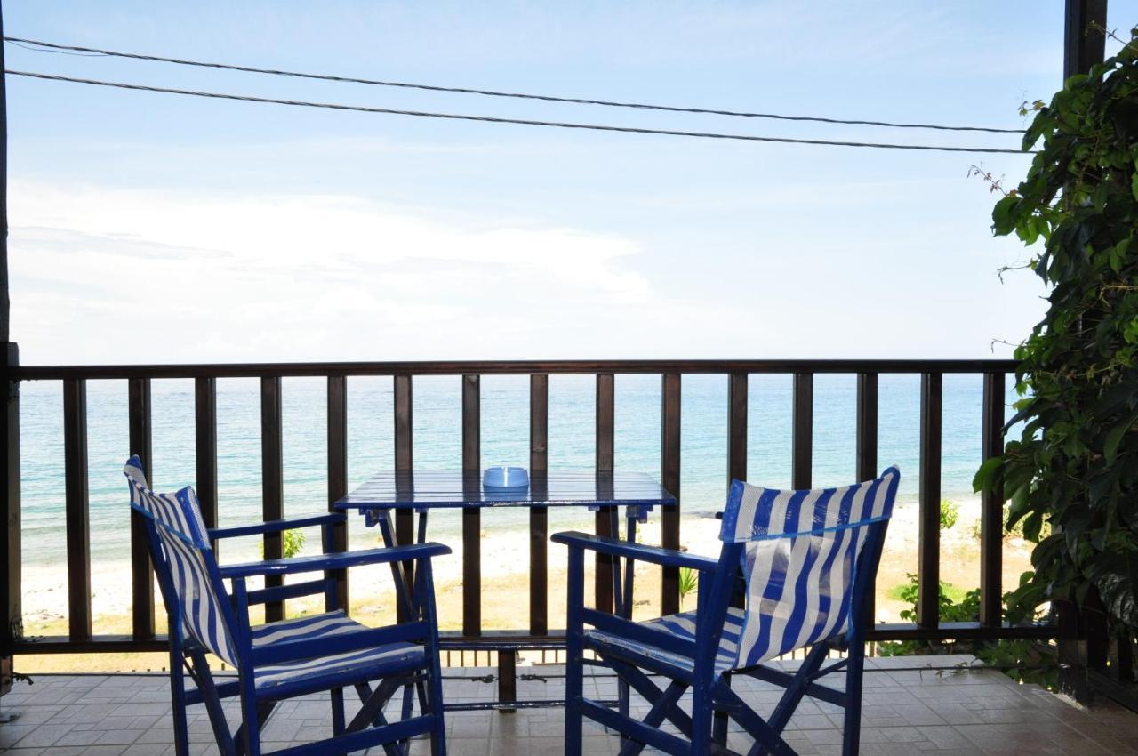 Hotel Hagiati Chorefton Bagian luar foto