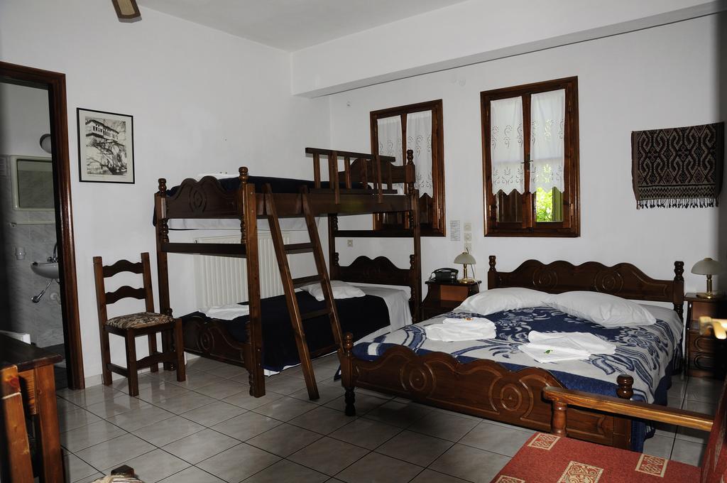 Hotel Hagiati Chorefton Bagian luar foto