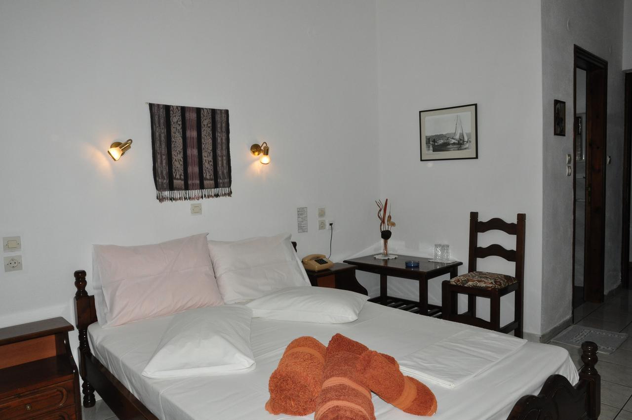 Hotel Hagiati Chorefton Bagian luar foto