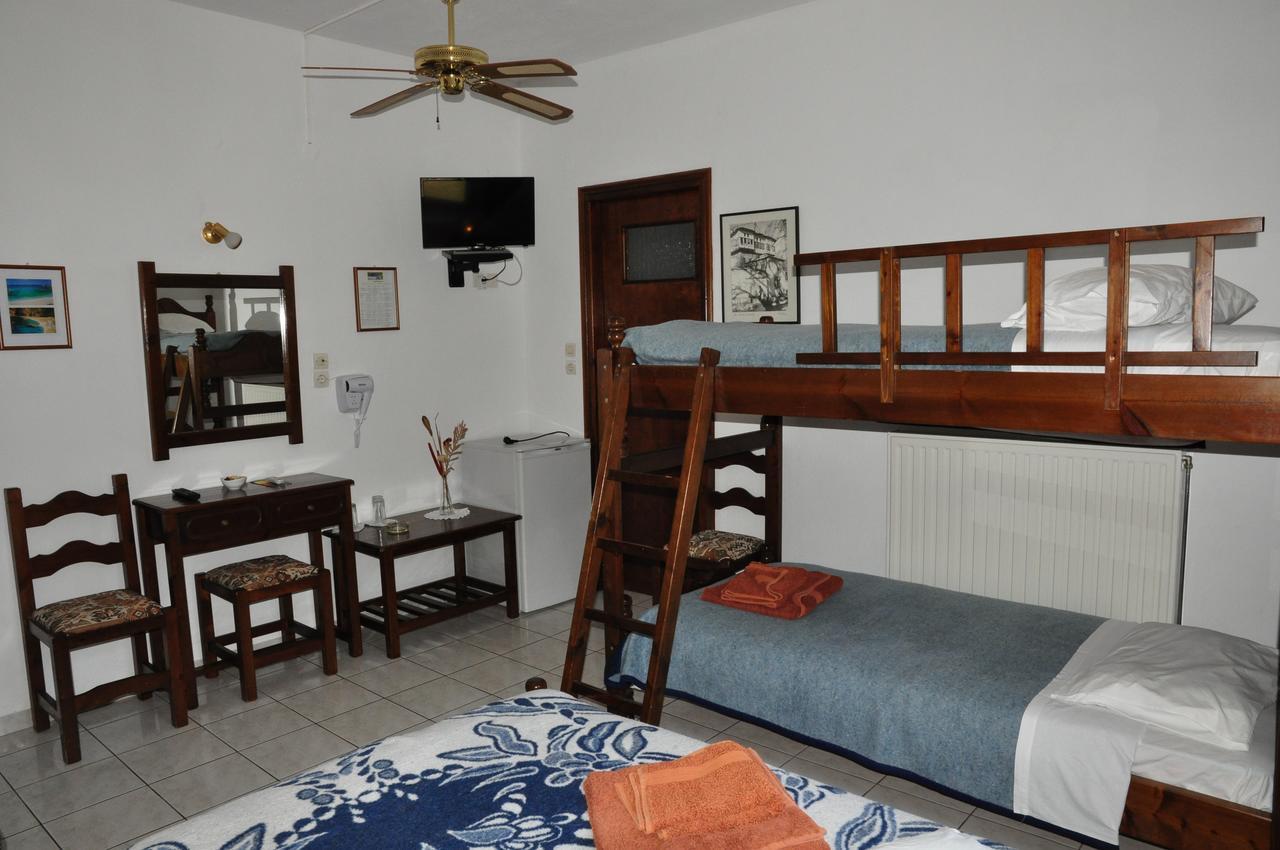 Hotel Hagiati Chorefton Bagian luar foto