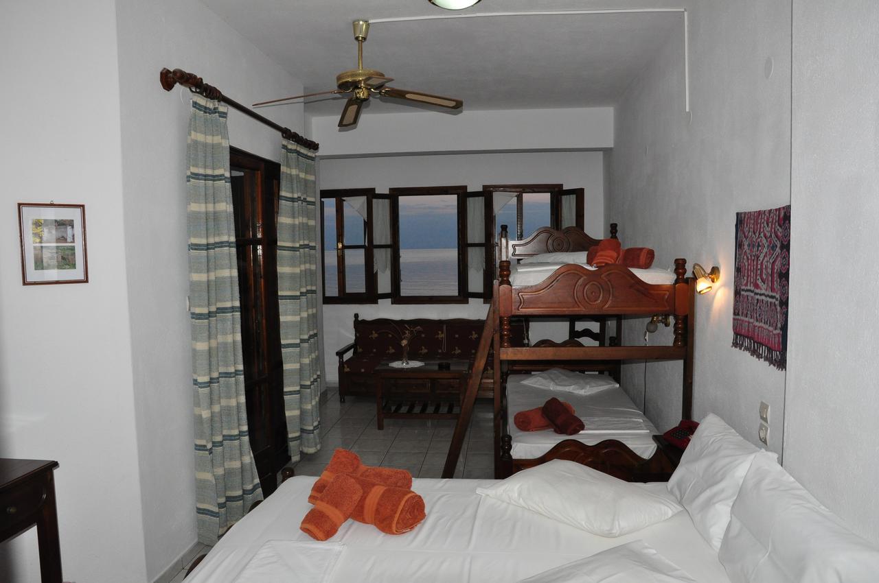 Hotel Hagiati Chorefton Bagian luar foto