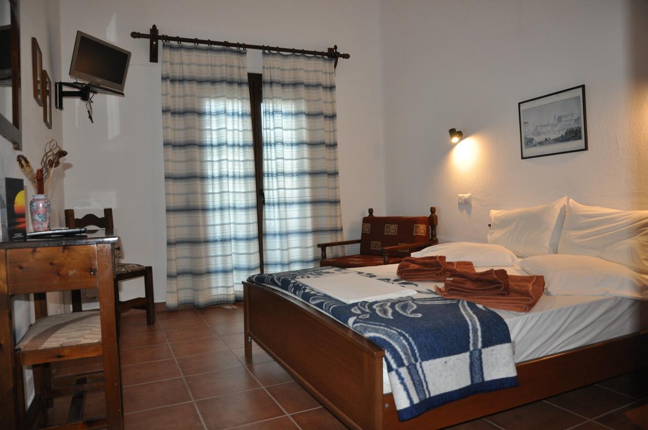 Hotel Hagiati Chorefton Bagian luar foto