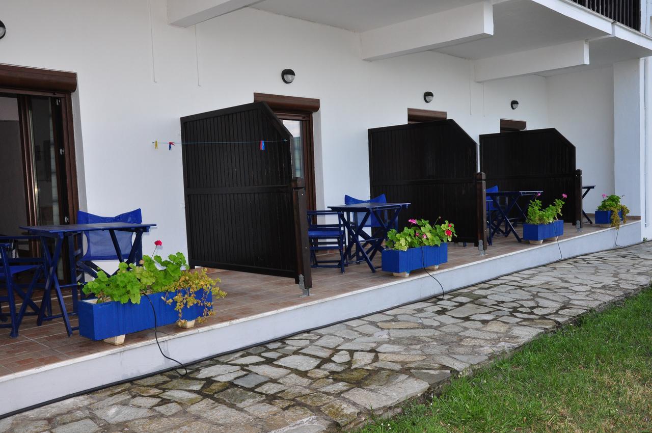 Hotel Hagiati Chorefton Bagian luar foto