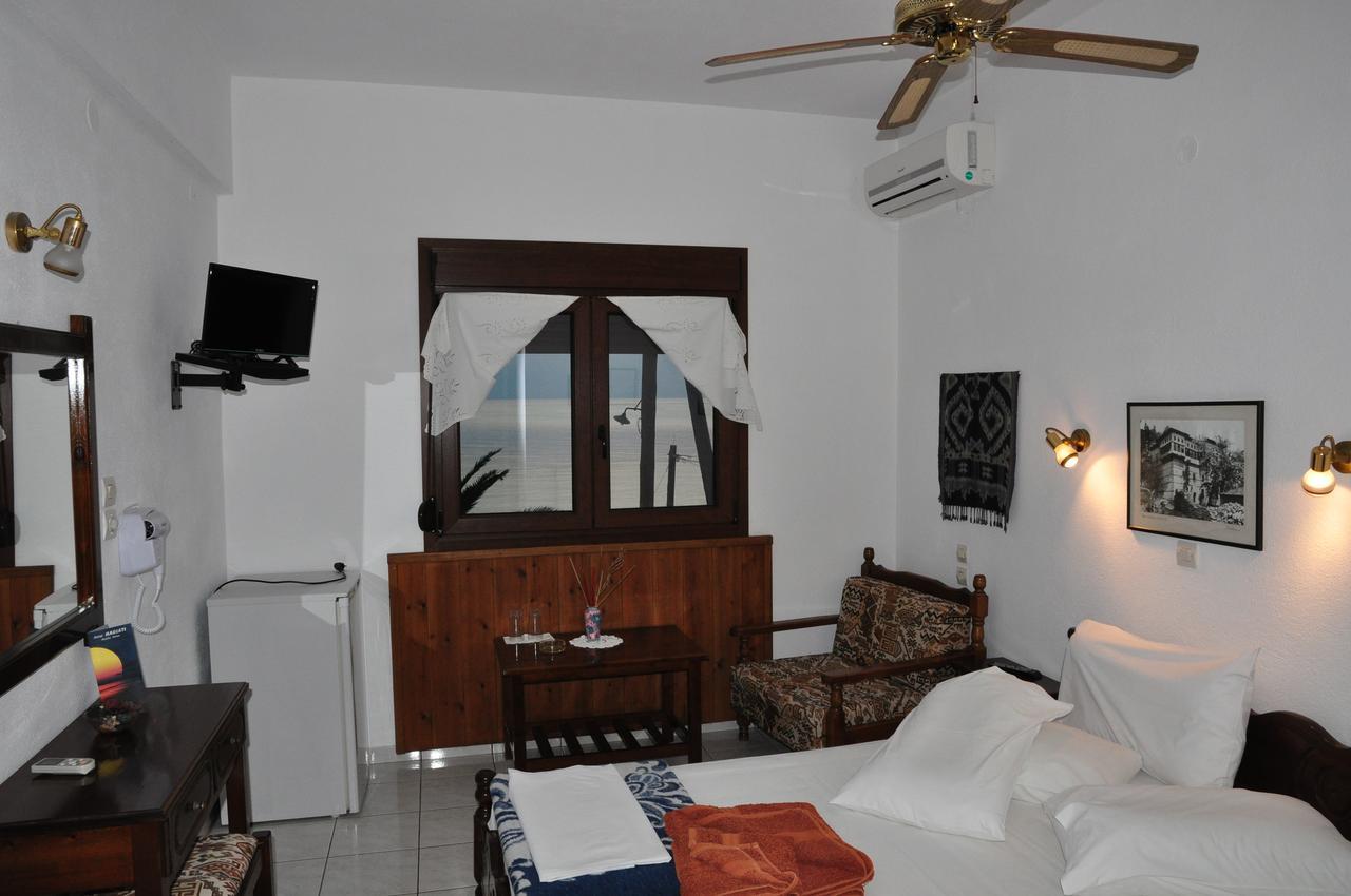 Hotel Hagiati Chorefton Bagian luar foto