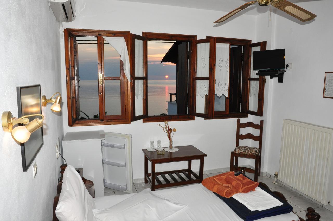 Hotel Hagiati Chorefton Bagian luar foto